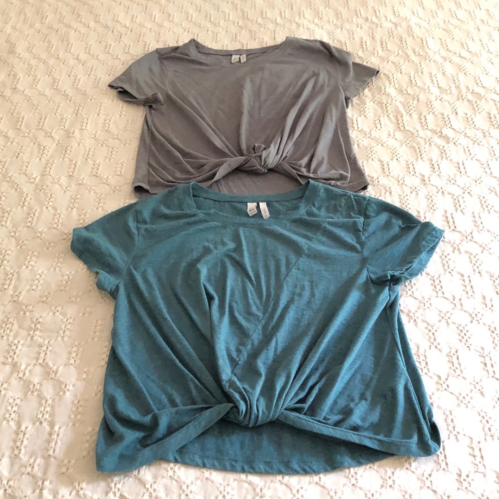 Lot of 2 Z by Zella Like New! EUC Tops